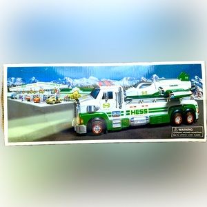 2014 HESS 50th Anniversary Traditional Toy Truck and Space Cruiser with Scout